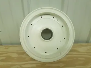 NOS Cleveland Wheel Half 161-01901 Cessna 190,195,195A 